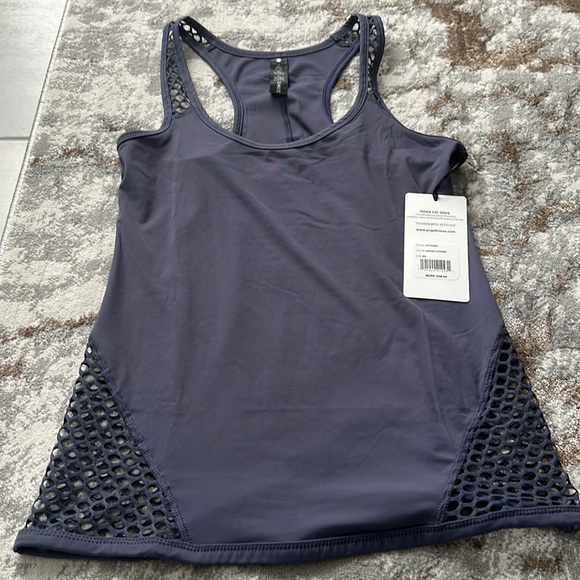 Yogalicious Tops - YOGALICIOUS xs athletic tank top